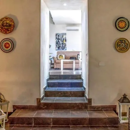 Diquattro - Exclusive Pool Villa Contrada Giubiliana
